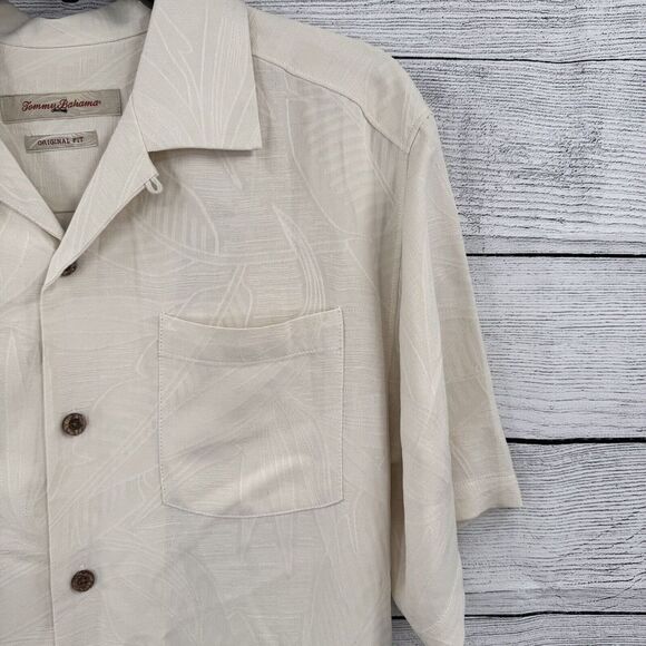 Tommy Bahama Hawaiian Shirt Mens Size Small Ivory 100% Silk Button Up - Picture 3 of 9